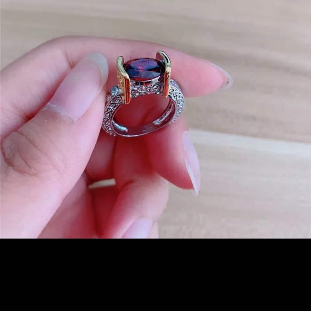 Vintage stone ring